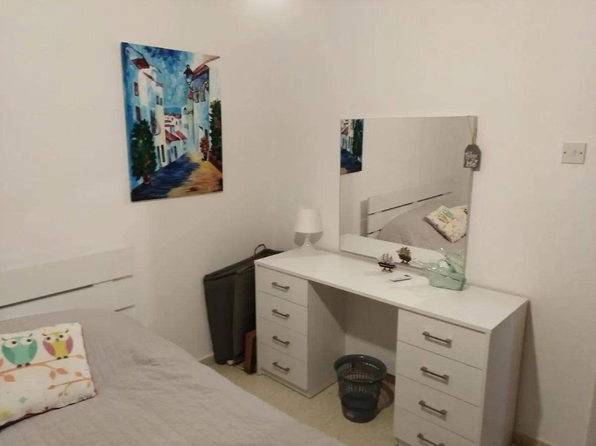 Larnaca, Pervolia 1 Bedroom Seaside Apartment