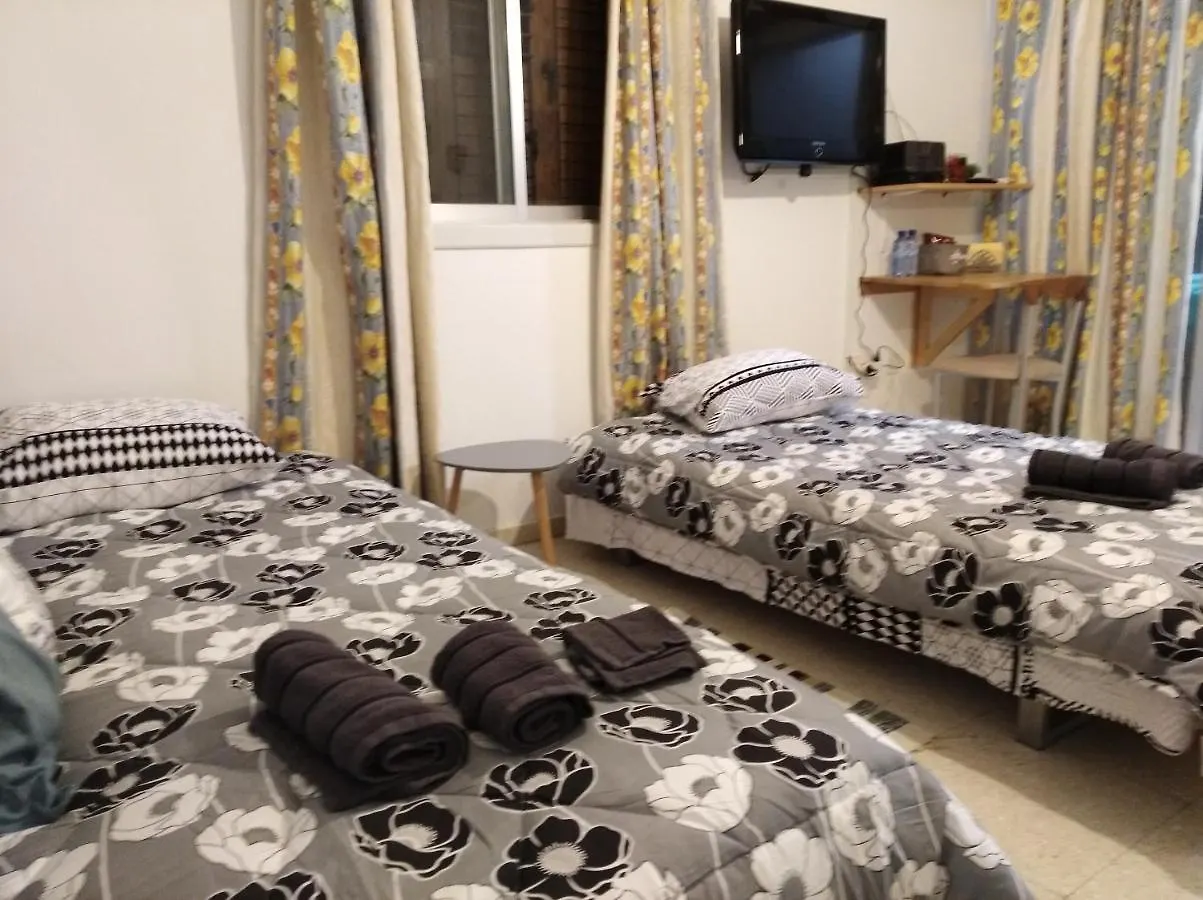 Larnaca, Pervolia 1 Bedroom Seaside Apartment