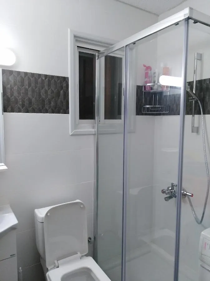Larnaca, Pervolia 1 Bedroom Seaside Apartment Cyprus